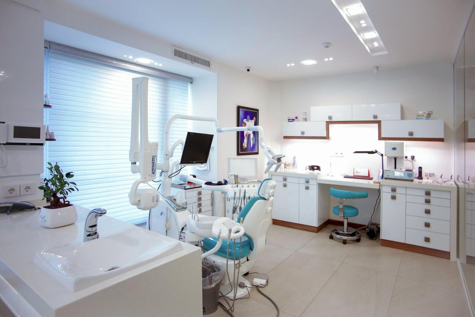 Bright, modern treatment room at Brightline Dental